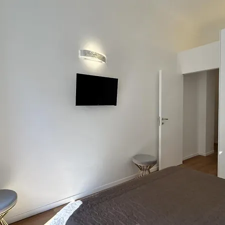 Da Mariella Vacanze - Roma 149 *