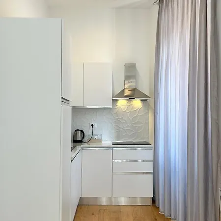 Da Mariella Vacanze - Roma 149 * Σαν Ρέμο